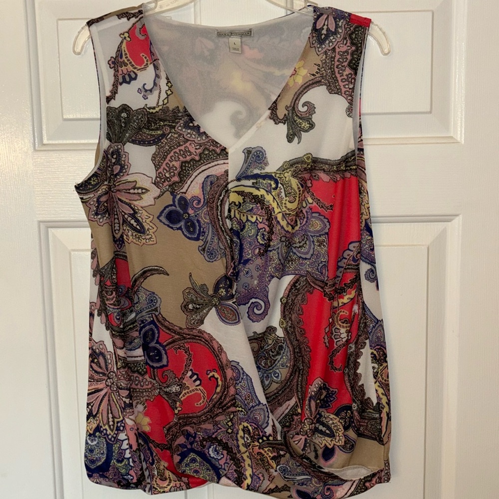 Women’s Sleeveless Top